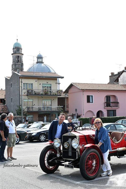 AUTOGIRO D’ITALIA 2025: l’eleganza delle auto storiche fa tappa a Gattinara tra storia, vini e sapori autentici