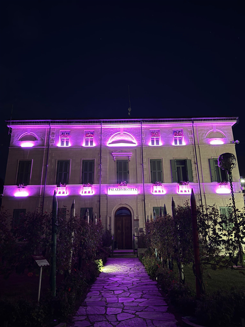 Il Comune di Gattinara aderisce alla campagna Nastro Rosa AIRC