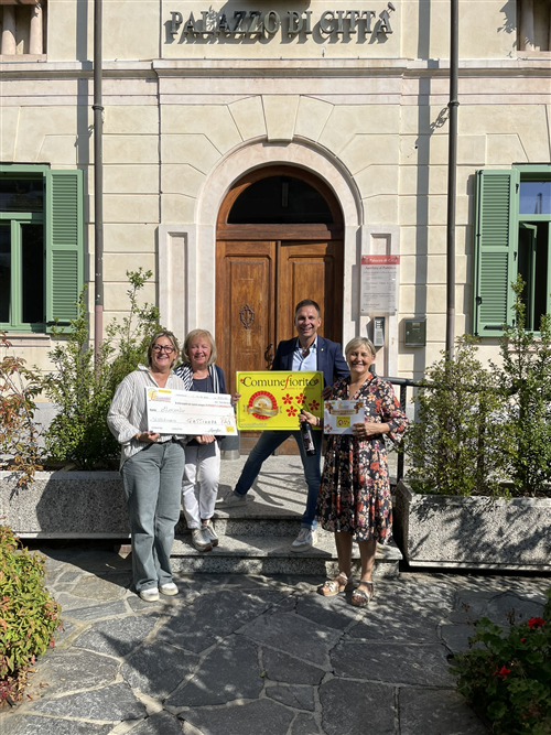Gattinara premiata al Meeting Nazionale dei Comuni Fioriti 2025:
riconoscimenti e un progetto che fa fiorire relazioni